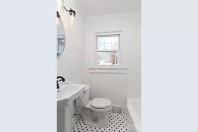 815 E Front Street, Statesville, NC 28677 - Photo 12