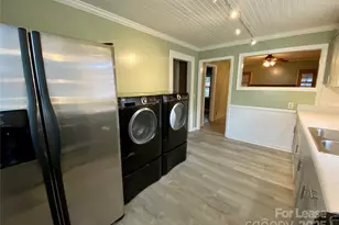 1402 W Mauney Ave, Gastonia, NC 28052 - Photo 6