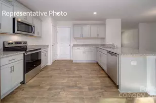 2075 10th St SE, Hickory, NC 28602 - Photo 10