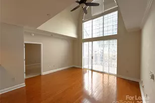 300 W 5th St, Charlotte, NC 28202 - Photo 8