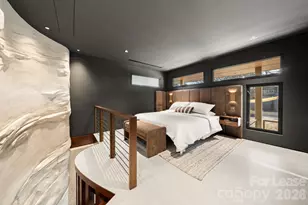 1709 Dearmon Dr, Charlotte, NC 28205 - Photo 26