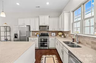 9435 Ainslie Downs St, Charlotte, NC 28273 - Photo 8