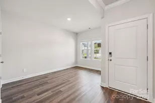 2073 Sunflower Cir, Newton, NC 28658 - Photo 6