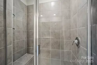 2073 Sunflower Circle, Newton, NC 28658 - Photo 18