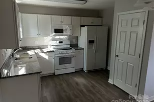 10 Turner Ave, York, SC 29745 - Photo 4