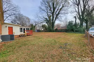 6618 Hartsell Pl, Charlotte, NC 28215 - Photo 22