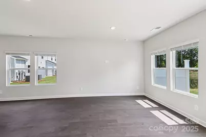 8104 Hidden Springs Trail, Charlotte, NC 28216 - Photo 4