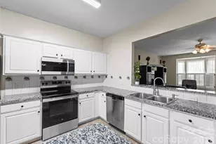 6776 Rothchild Dr, Charlotte, NC 28270 - Photo 16