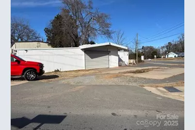 700 Tuckaseege Road, Mount Holly, NC 28120 - Photo 2