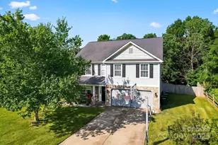2909 Blueberry Dr, Monroe, NC 28110 - Photo 2