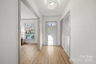 6300 Burlwood Rd, Charlotte, NC 28211 - Photo 32