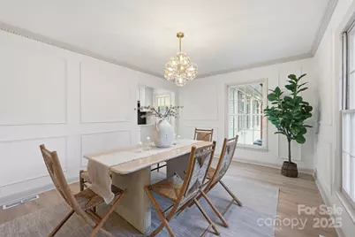 6300 Burlwood Road, Charlotte, NC 28211 - Photo 14