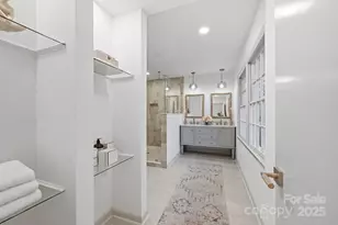 6300 Burlwood Rd, Charlotte, NC 28211 - Photo 16