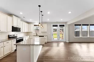 858 Oak Manor Dr SE, Concord, NC 28025 - Photo 10