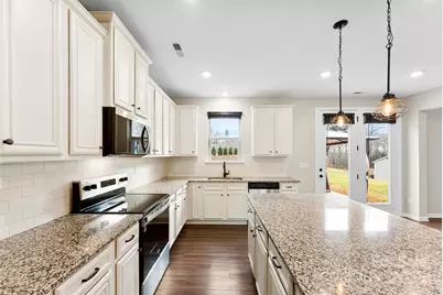 858 Oak Manor Drive SE, Concord, NC 28025 - Photo 8