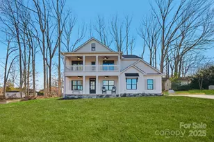 148 Crystal Cir, Mooresville, NC 28117 - Photo 2