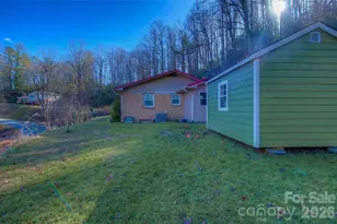 583 Deer Park Lake Rd, Spruce Pine, NC 28777 - Photo 24