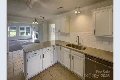 4202 Hounds Run Drive, Matthews, NC 28105 - Photo 6