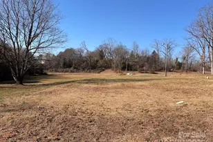 114 Lakeview Dr, Blacksburg, SC 29702 - Photo 6