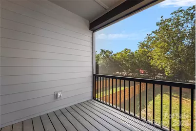 313 E Peterson Drive, Charlotte, NC 28217 - Photo 24