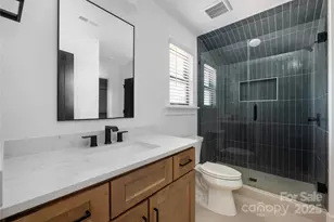 313 E Peterson Dr, Charlotte, NC 28217 - Photo 38