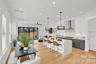 313 E Peterson Dr, Charlotte, NC 28217 - Photo 8