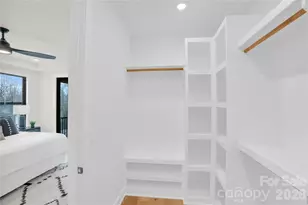 313 E Peterson Dr, Charlotte, NC 28217 - Photo 30