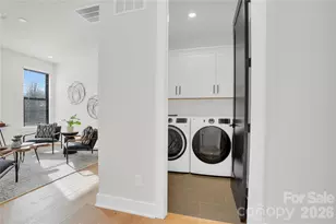 313 E Peterson Dr, Charlotte, NC 28217 - Photo 26