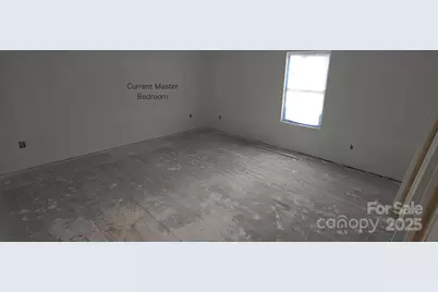 1820 N Hewitt Avenue, Newton, NC 28658 - Photo 8