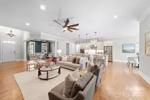 14817 High Bluff Ct, Charlotte, NC 28278 - Photo 4