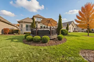 14817 High Bluff Ct, Charlotte, NC 28278 - Photo 32