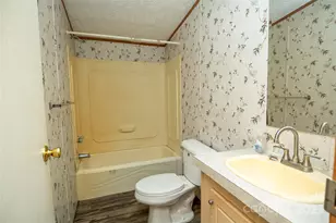 778 Smith Johnson Rd, Green Mountain, NC 28740 - Photo 22