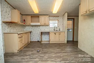 778 Smith Johnson Rd, Green Mountain, NC 28740 - Photo 16