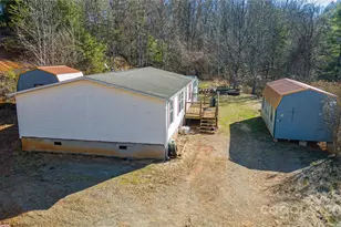 778 Smith Johnson Rd, Green Mountain, NC 28740 - Photo 2