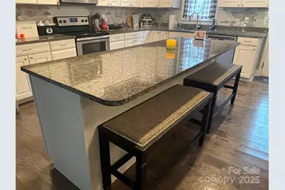 21 Par Drive, Granite Falls, NC 28630 - Photo 6