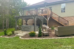 21 Par Dr, Granite Falls, NC 28630 - Photo 4