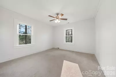 2048 Quiet Lane, Hickory, NC 28602 - Photo 18