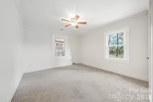 2048 Quiet Ln, Hickory, NC 28602 - Photo 20