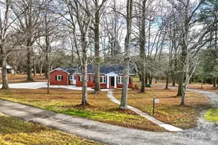 2048 Quiet Ln, Hickory, NC 28602 - Photo 30