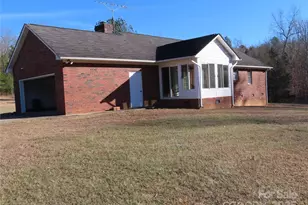 483 Ce Stewart Rd, Clover, SC 29710 - Photo 8