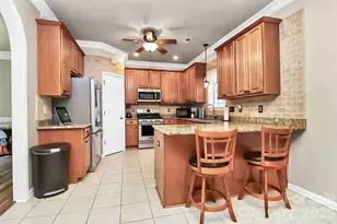 9106 Dogwood Ridge Dr, Charlotte, NC 28227 - Photo 12