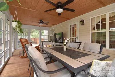 9106 Dogwood Ridge Drive, Charlotte, NC 28227 - Photo 34