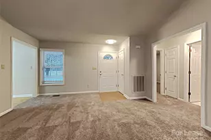 717 Emerson Dr, Mooresville, NC 28115 - Photo 8