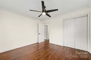 2218 Amesbury Ave, Charlotte, NC 28205 - Photo 14