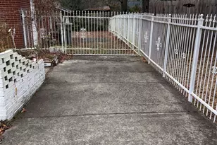 2836 Fordwood Dr, Charlotte, NC 28208 - Photo 4