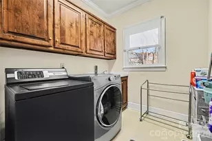 9908 Colvard Cir, Charlotte, NC 28269 - Photo 16