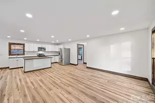 139 Church St, Burnsville, NC 28714 - Photo 6