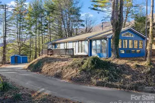 139 Church St, Burnsville, NC 28714 - Photo 2