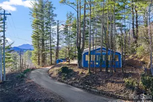 139 Church St, Burnsville, NC 28714 - Photo 30