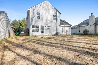 2749 Fairstone Avenue, Charlotte, NC 28269 - Photo 18